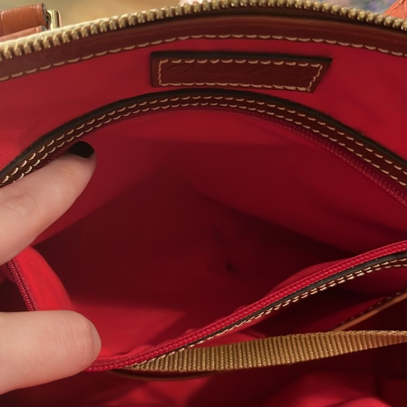 dooney & bourke white purse - Picture 6 of 7